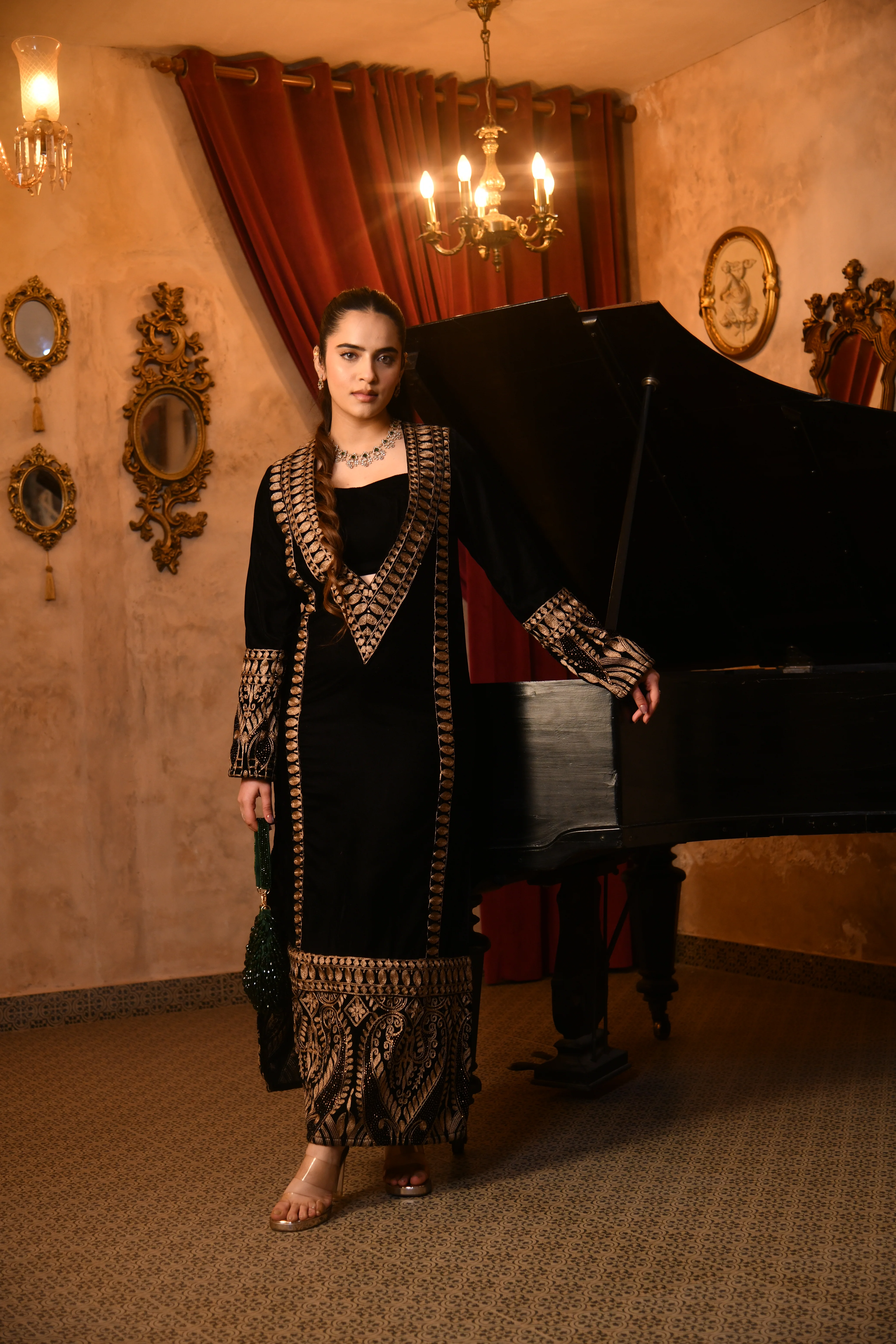 Black Velvet Kaftan - Image 13