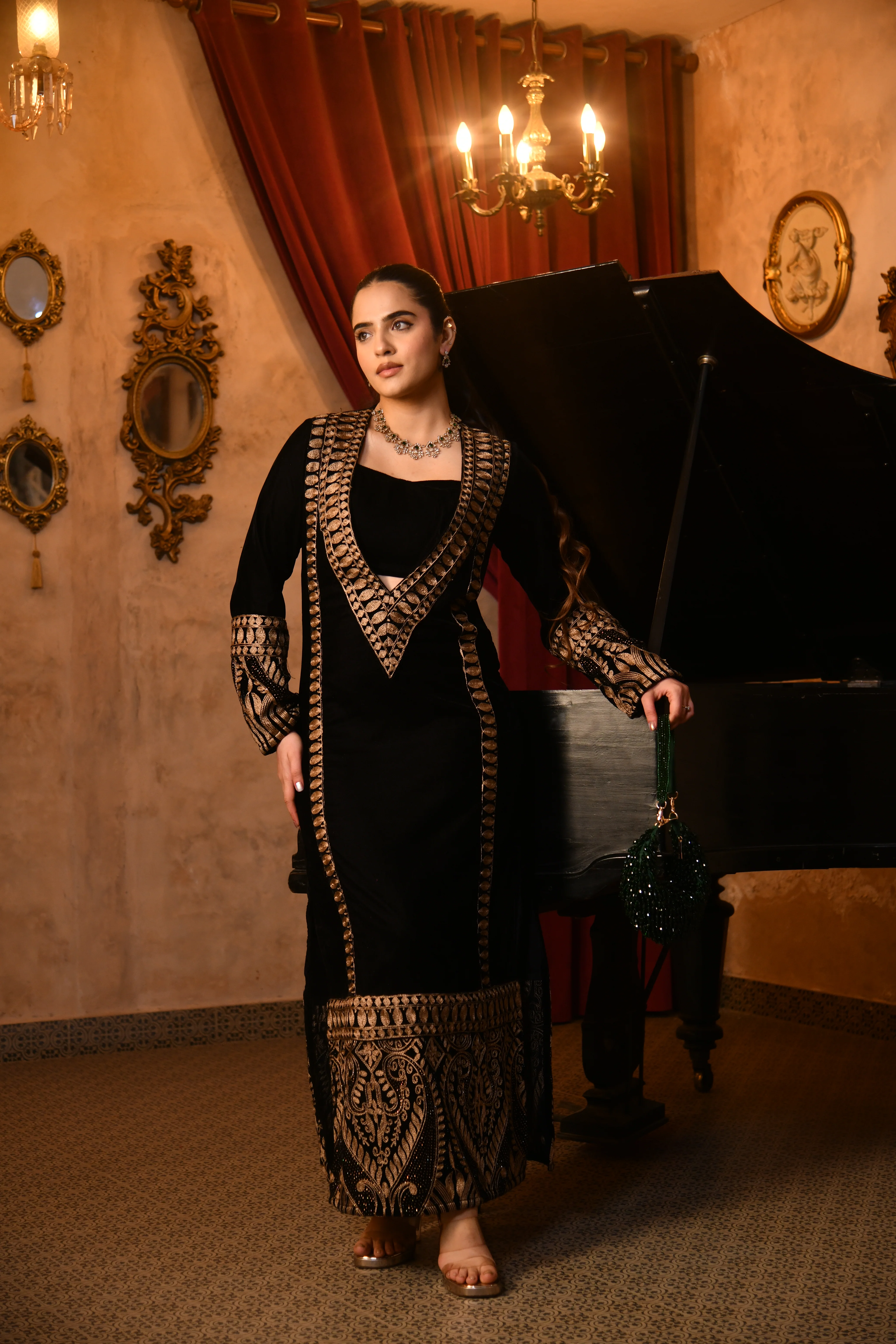 Black Velvet Kaftan - Image 15