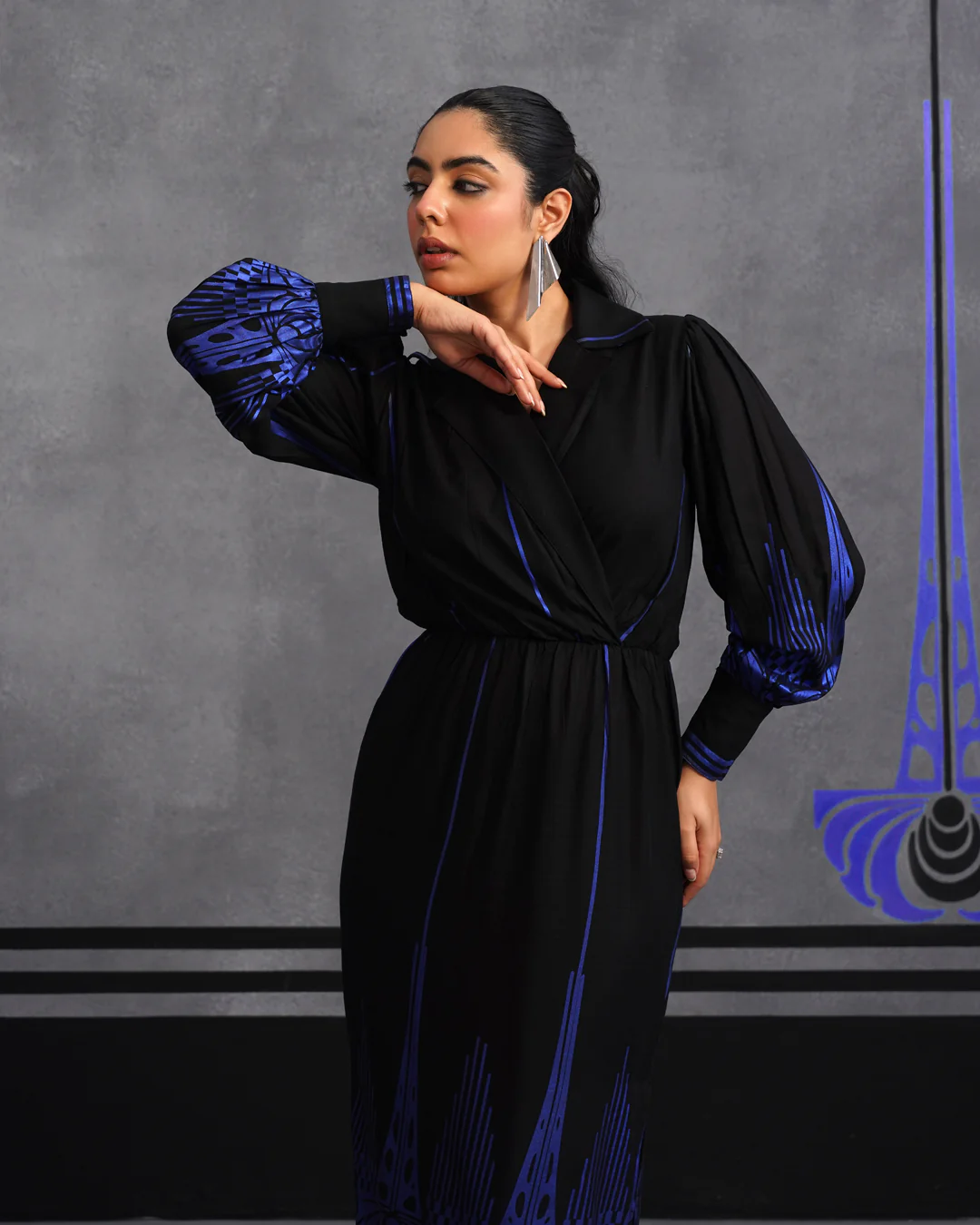Blue Tavishi dress - Image 4