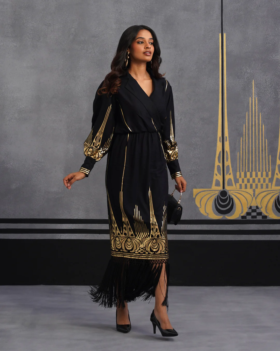 Gold tavishi dress - Image 9