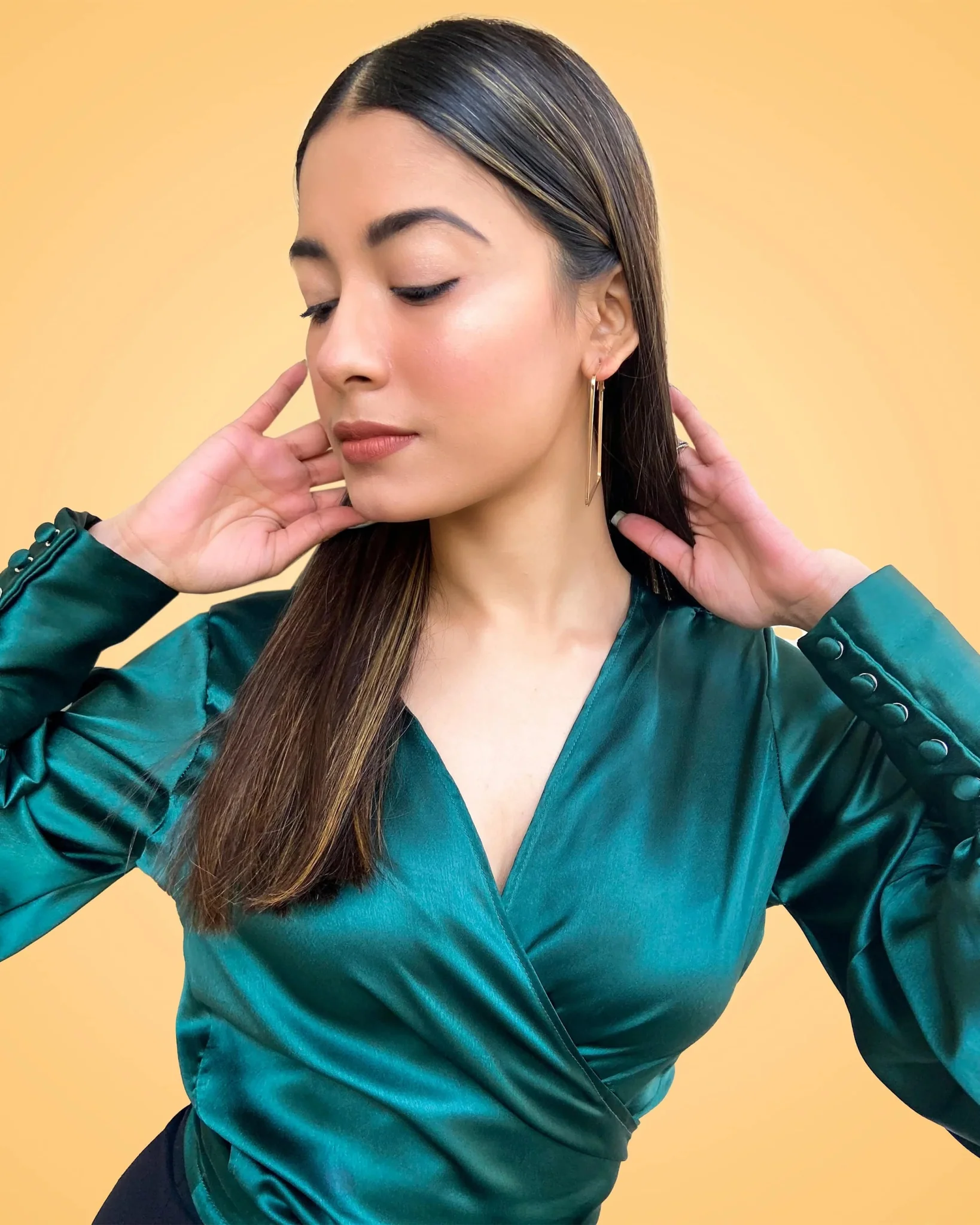 GREEN GRACIA WRAP TOP (MULTIWAY) - Image 2