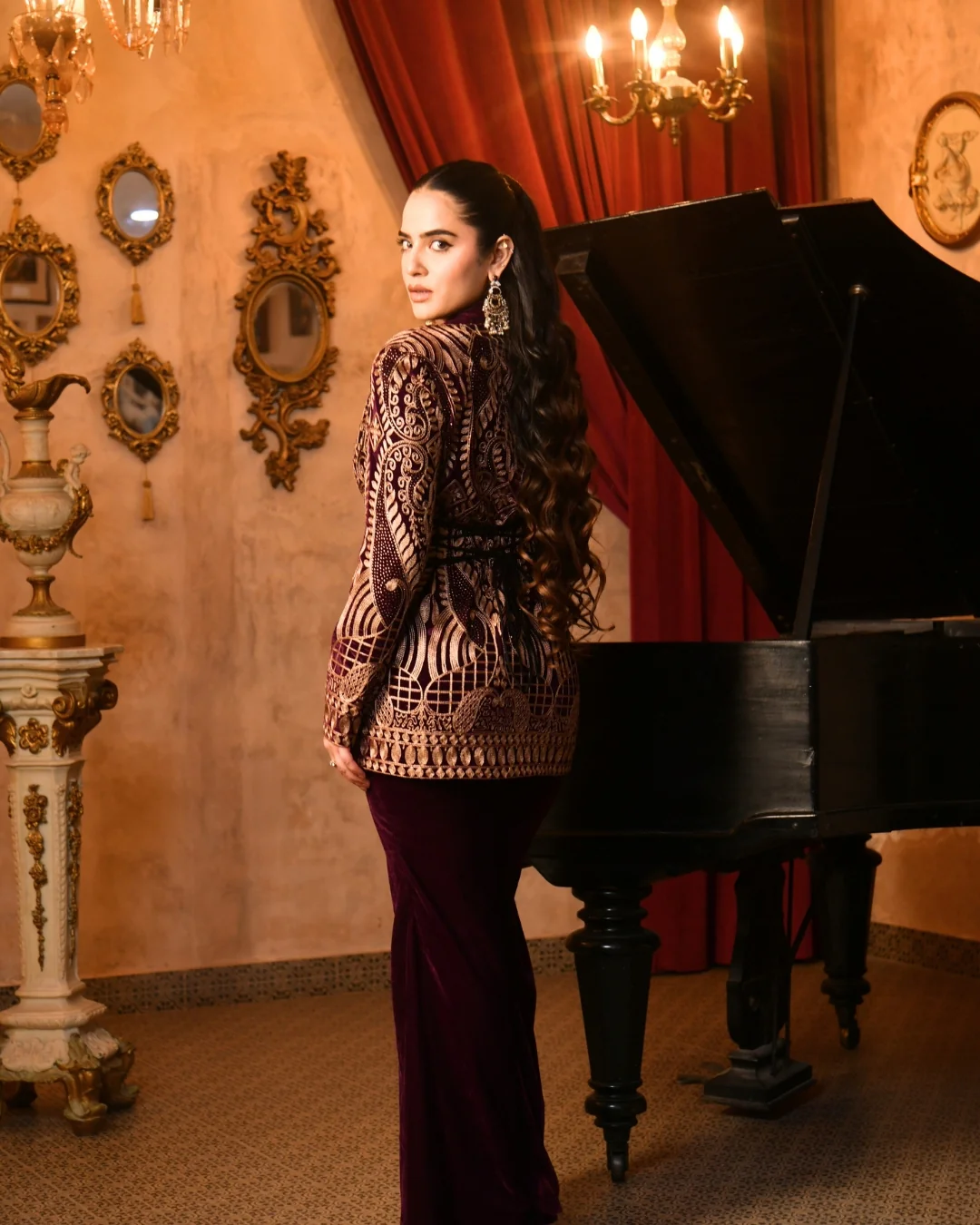 Violet Velvet Blazer set - Image 3