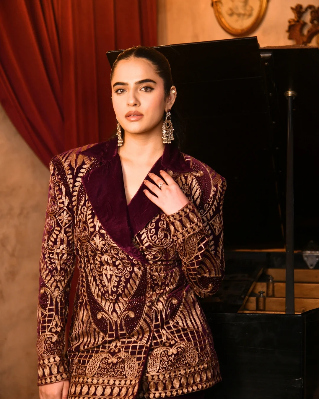 Violet Velvet Blazer set - Image 7