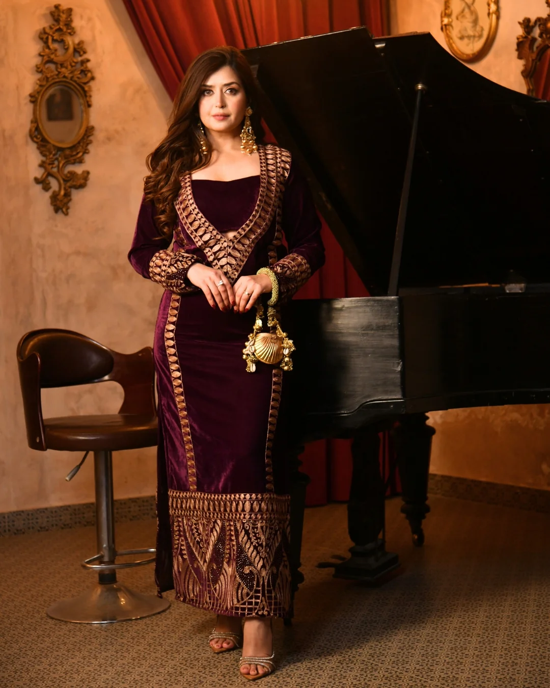 Violet Velvet Kaftan - Image 13