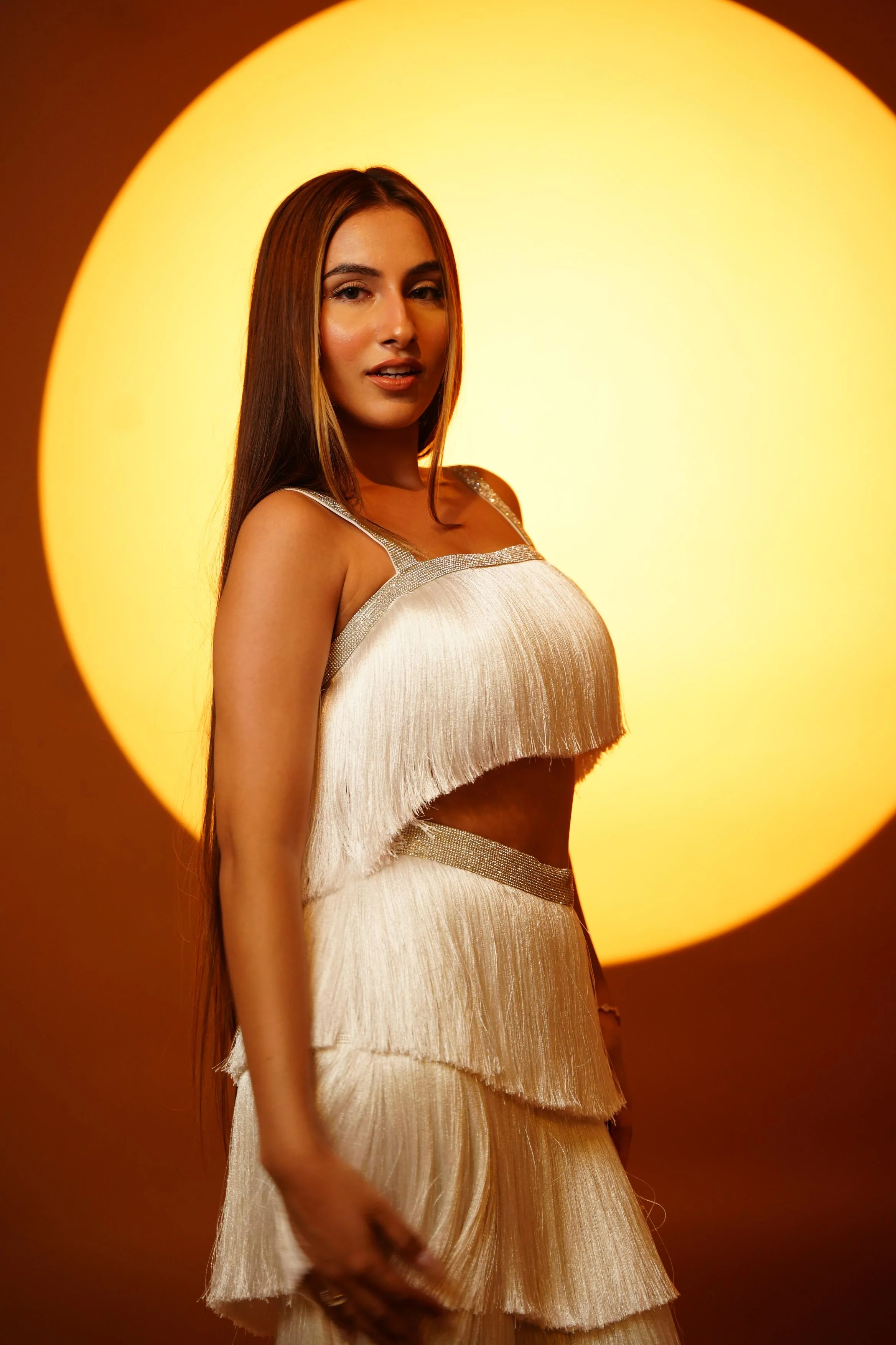 WHITE FRINGES TOP - Image 3
